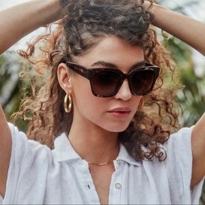 DIFF Eyewear Bella II Wine Tortoise Gradient Polarized Sunglasses 54/19/142